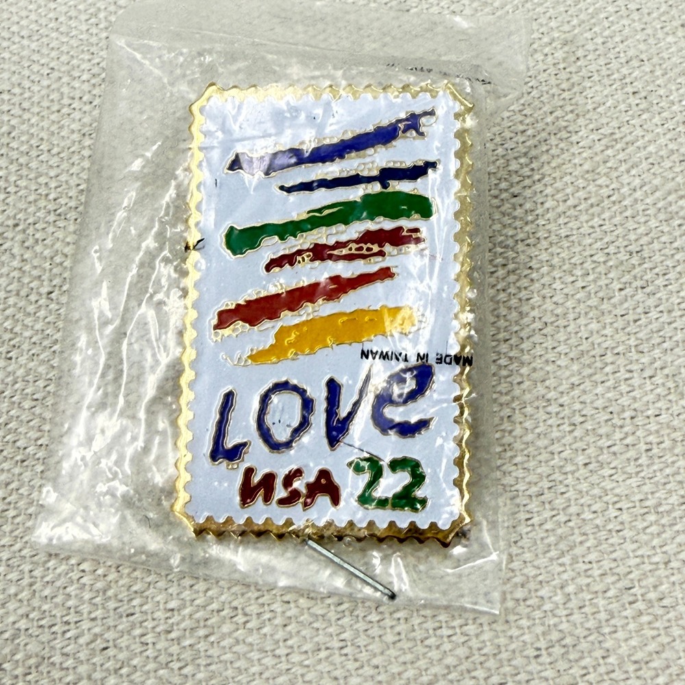 Vintage LOVE USA 22 Stamp‎ Enamel Pin 1985 USPS Licensed Collectible